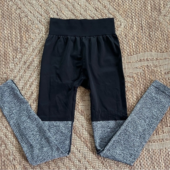 Gymshark Two-tone seamless leggings - Picture 3 of 5